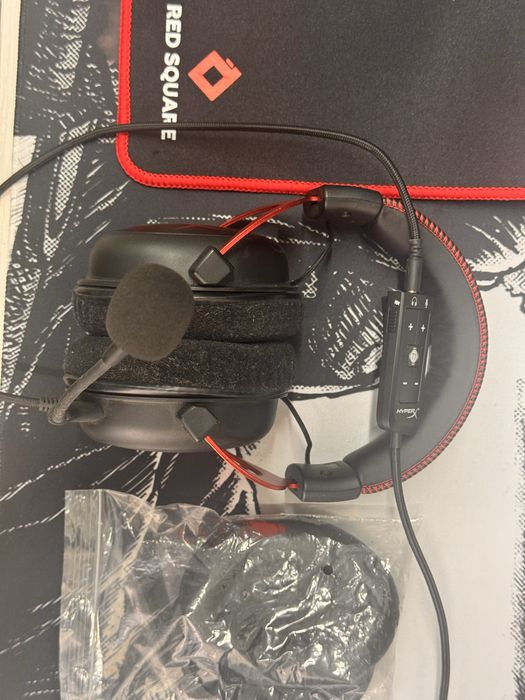 Наушники HyperX Cloud Alpha в расцветке Black/Red