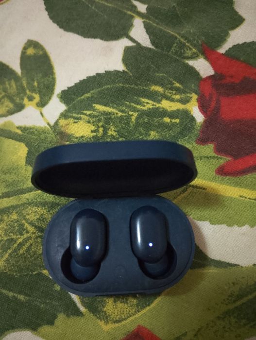 Продам.  наушник