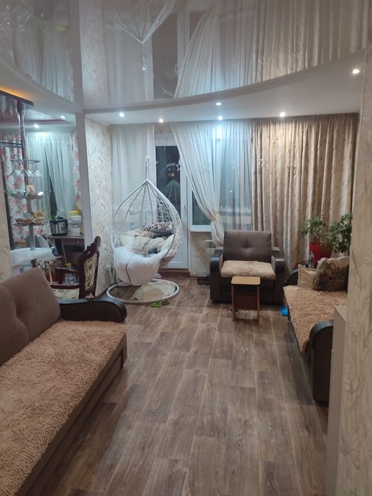 Продам трешку на 5микрорайоне