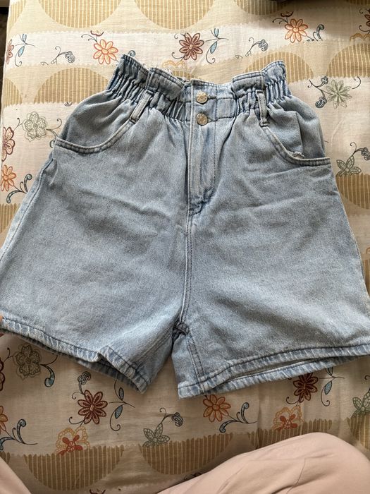 Дамски къси гащи