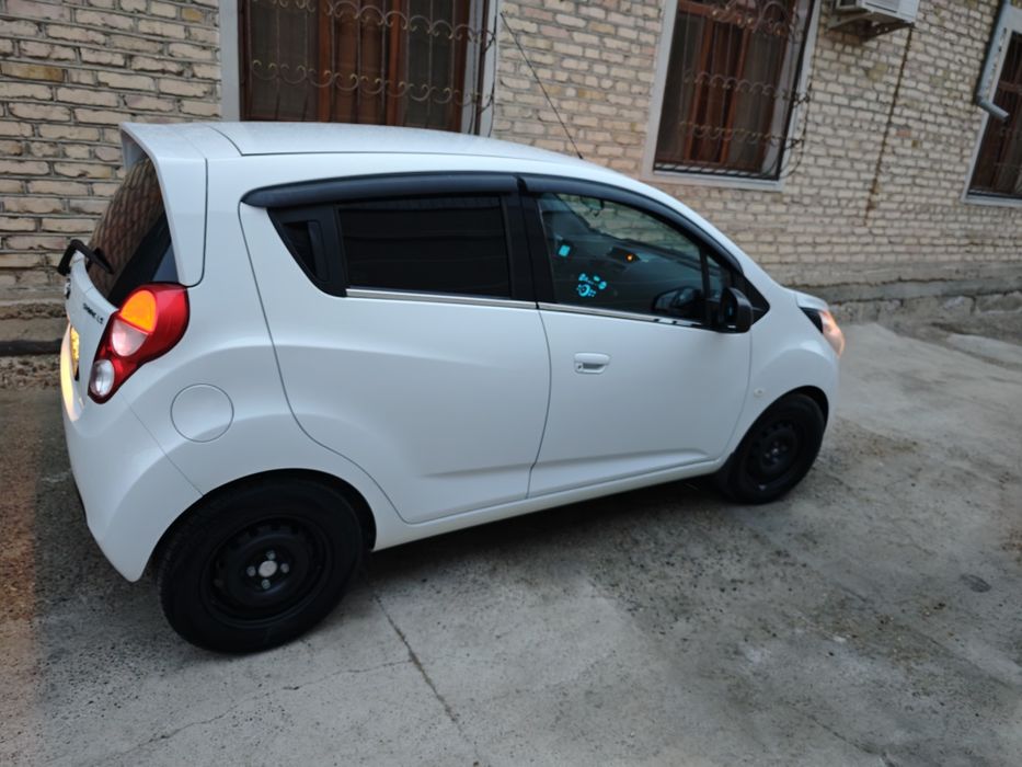 Chevrolet Spark 1.25, 2014г.