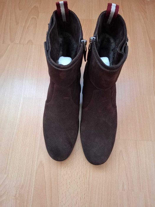 Ghete dama piele Bally