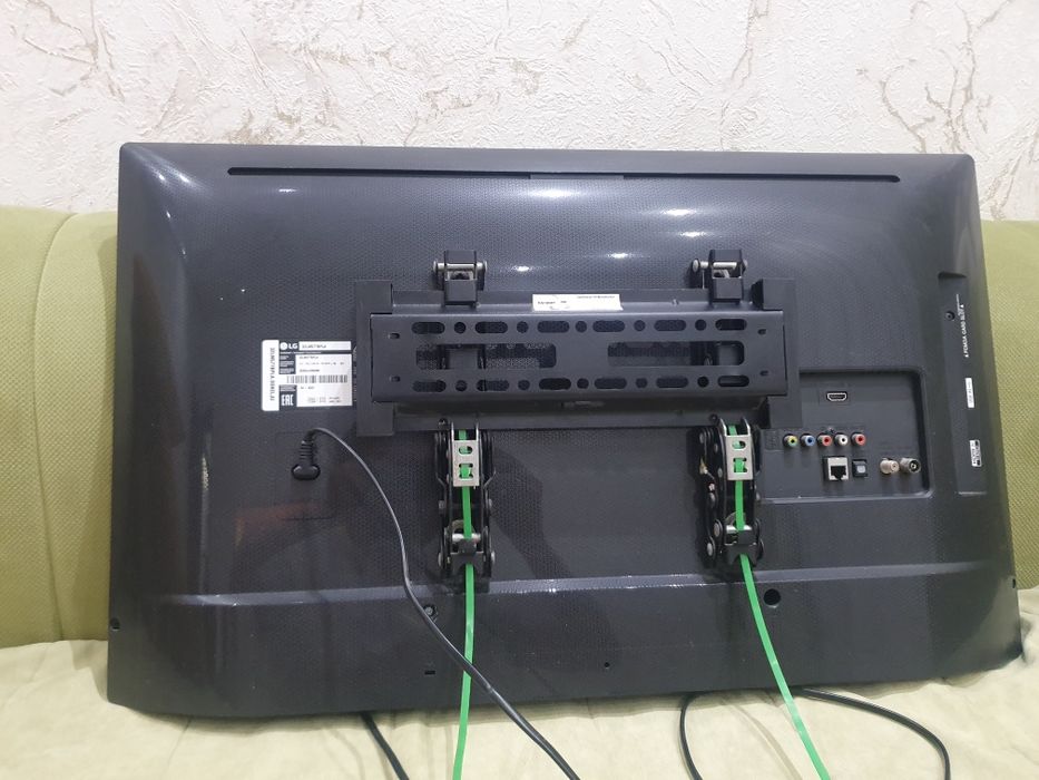 Телевизор LG 32дюм