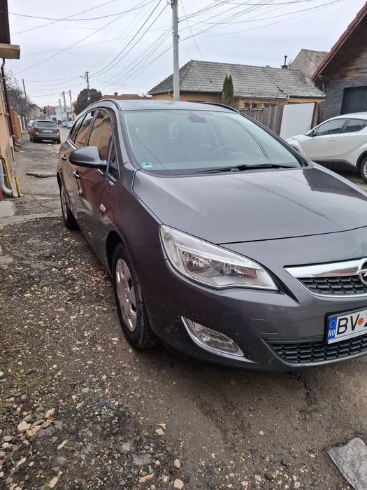 OPEL Astra 2011 — imagine 3