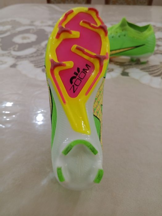 Butsa Nike Orginal Razmeri 37.