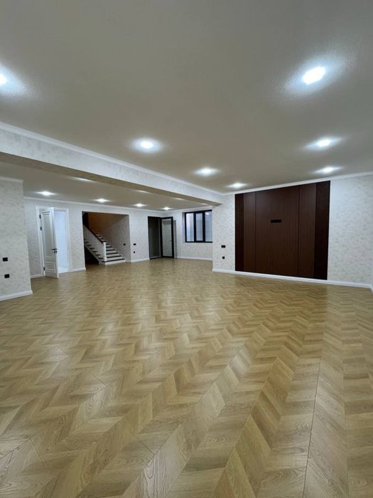 Kulol Yunusobod 3 sotu 6 xona Tayor uchastka