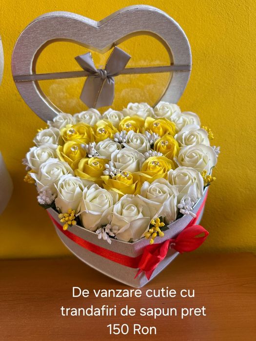 De vanzre buchete si cuti cu trandafiri de sapun