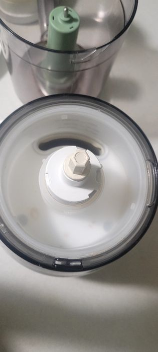 Blender si aparat de gatit la abur 4 in 1
