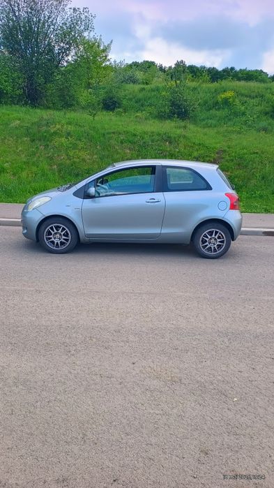 Toyota yaris de vânzare.