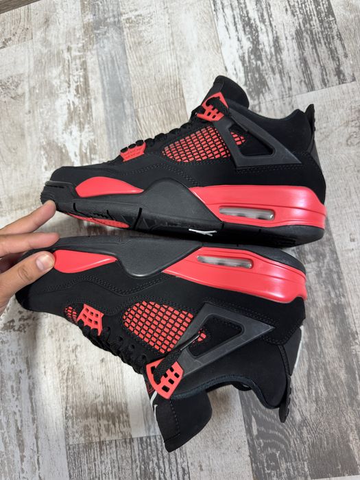 Jordan 4 Red Thunder