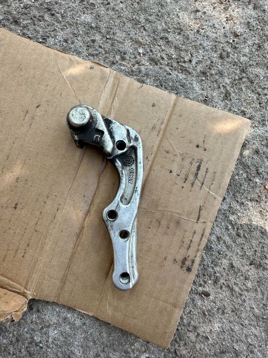 OEM Brembo Адаптер преден супорт KTM/Husqvarna/GasGas