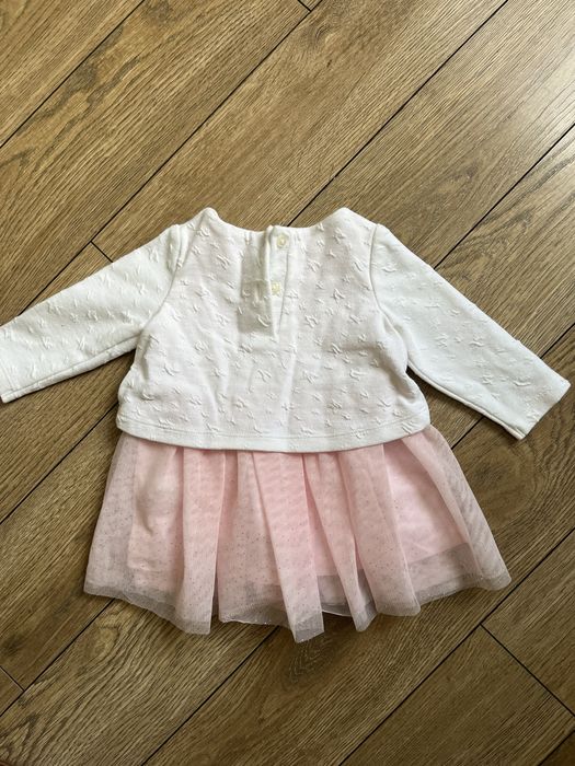 Нова детска рокля с размер 62