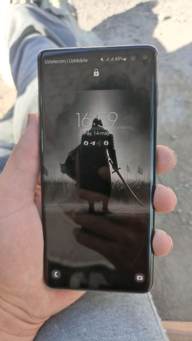 Samsung S10plus 12 128 GB