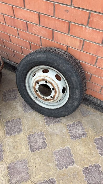 Продам запаска на газел