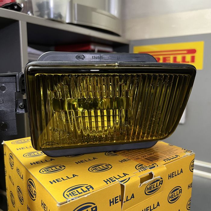 Туманки HELLA Yellow bmw e34 бмв е34