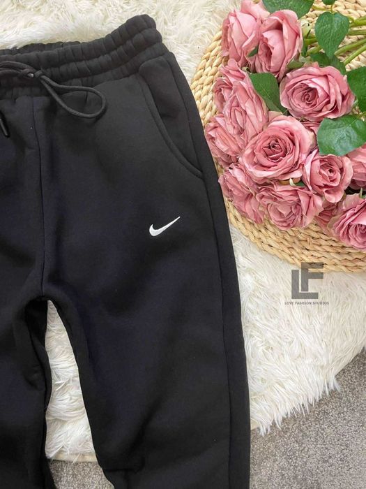 НОВО! Ватирано долнище Nike, Лимитирани бройки