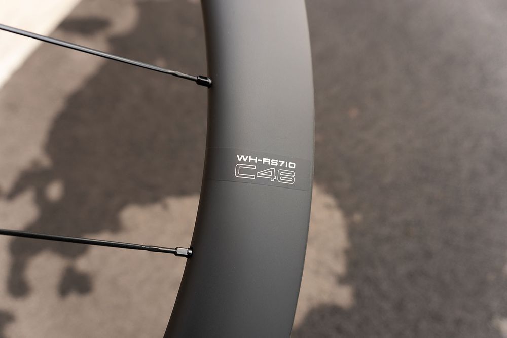 Roti cursiera carbon Shimano C46
