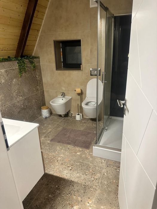 Cabane A-Frame 2-6 persoane cu saună, ciubăr si foișor .