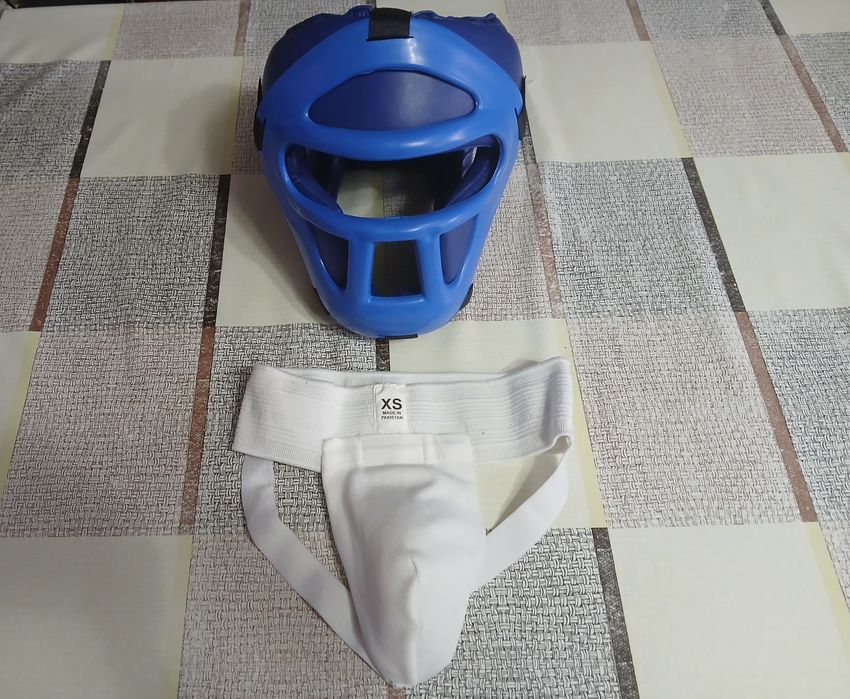 Шлем для занятий и ракушка