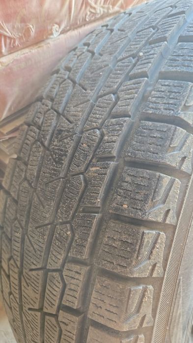 Шыны зимние 235/65/R18