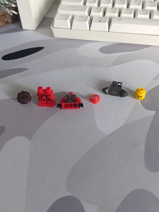 Figurină lego ninjago stone armour Kai