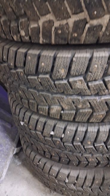 Продам   Шины с дисками