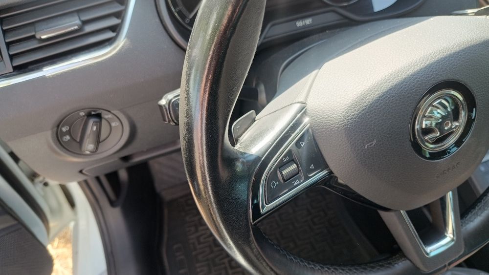 Skoda Octavia 150 cp DSG