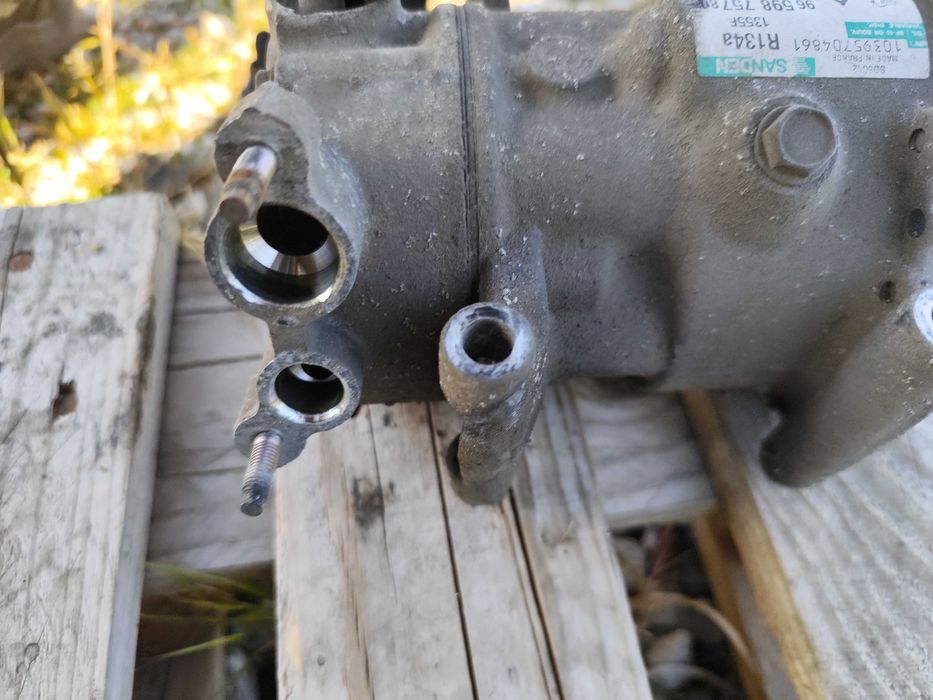 Компресор 1.6HDI Пежо/Ситроен