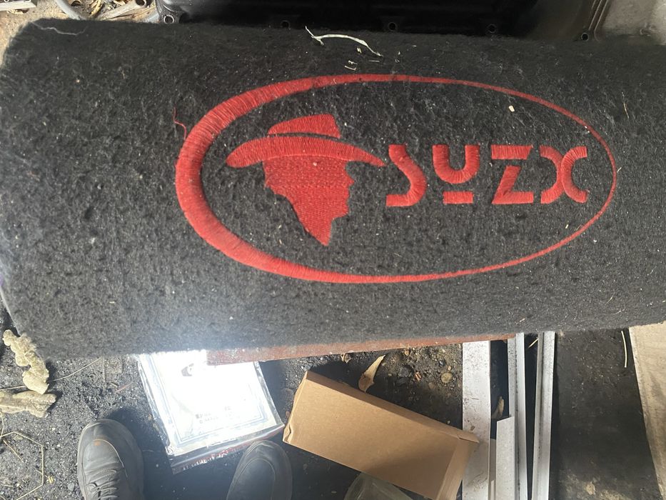 Продам сабвуфер а рабочем состояний