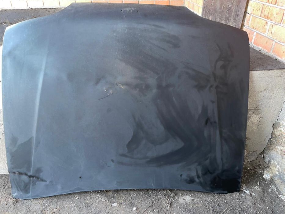 Продам капот на 2115