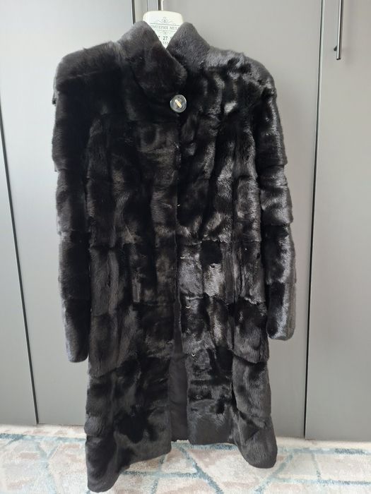 Продам норковую шубу