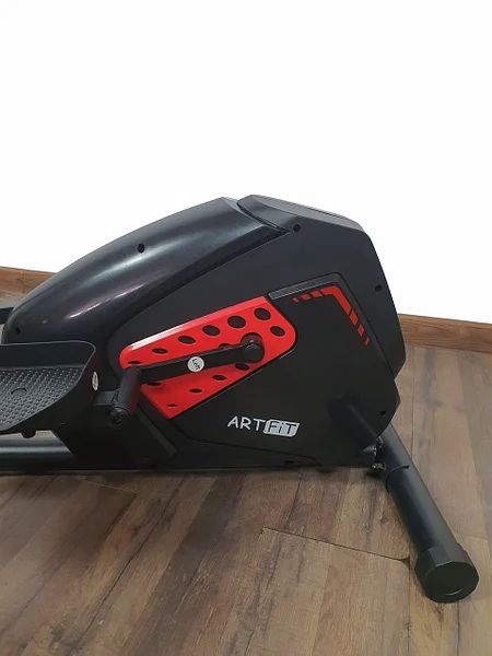 Продам Эллиптический тренажер AF1017EL