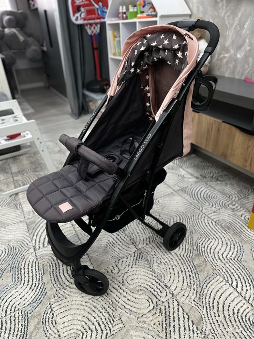 Продам  прогулочную легкую коляску чемодан Rant