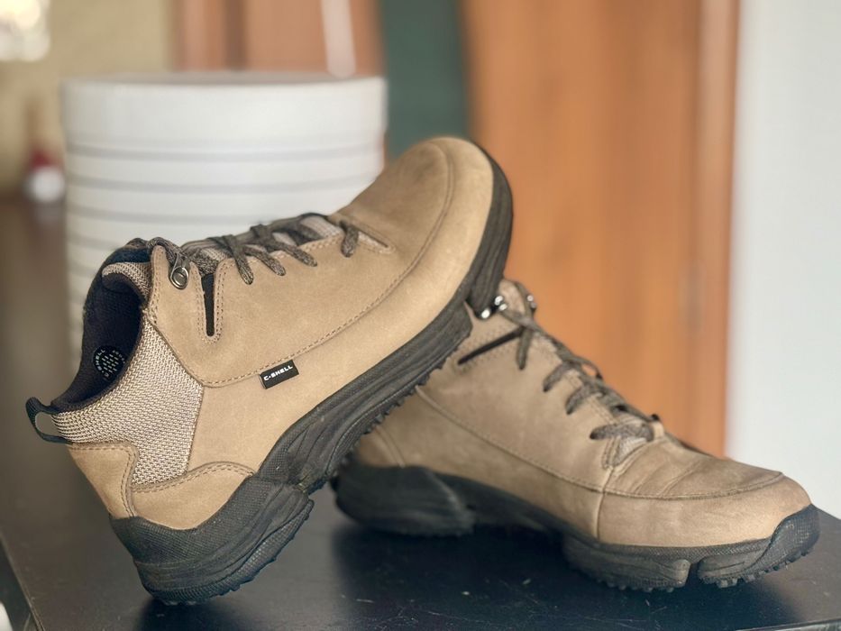 Туристически обувки CLARKS GORE TEX