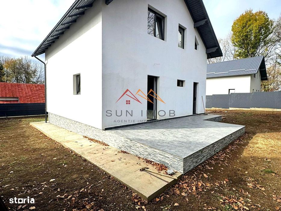 Casa noua, P+M, 4 camere, terasa, teren 550 m2, central, CORNU