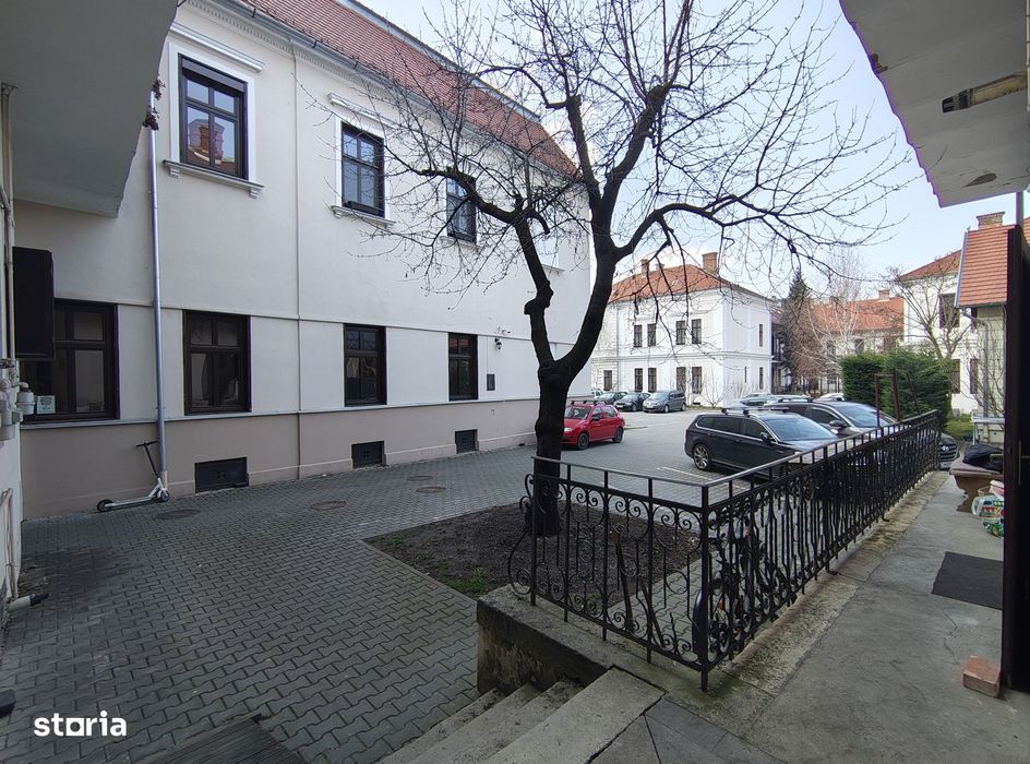 Spațiu de închiriat 115 mp în clădire istorică – Locație ultracentral - Vedere 2