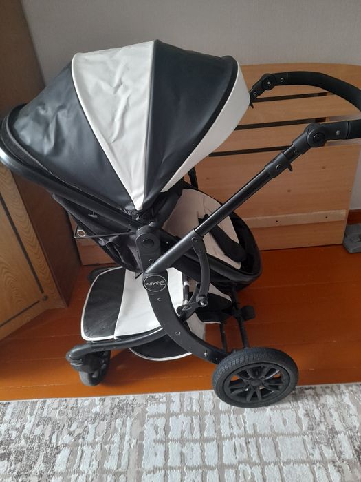 Коляска в идеальном состоянии