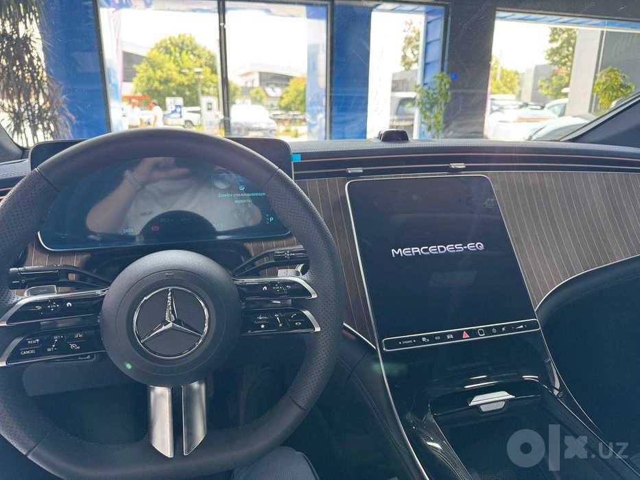 Mersedens benz eqe 500 v nalichii 4wd 680 km zapas
