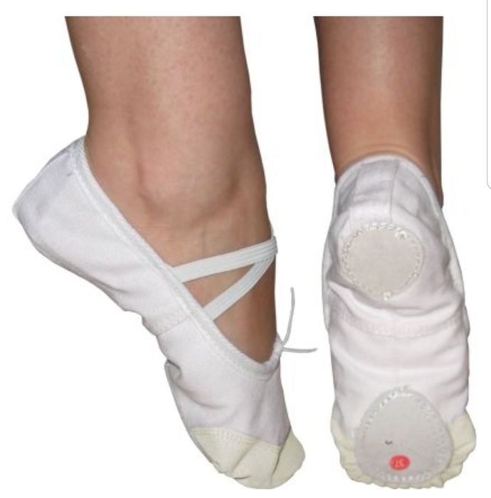 Танцови обувки (меки туфли) цвички