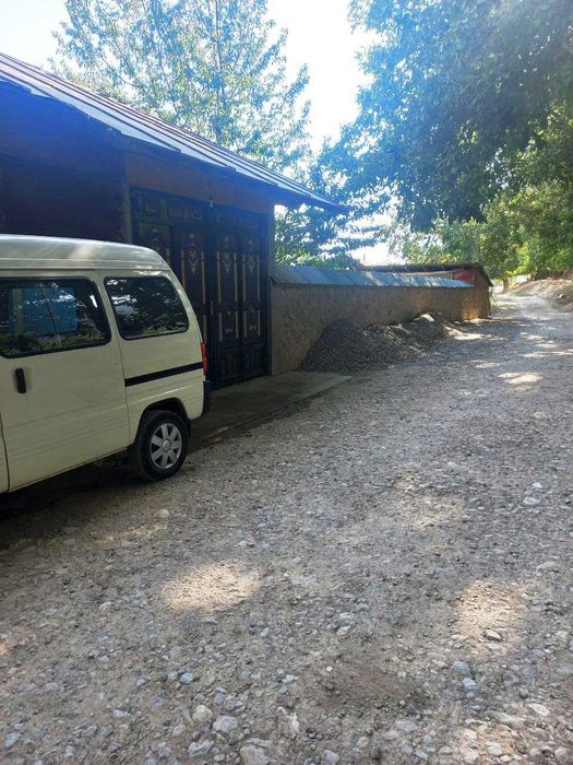 Тошкент вилояти, Бўстонлиқ тумани Узун МФЙ ҳудудида уй жой сотилади