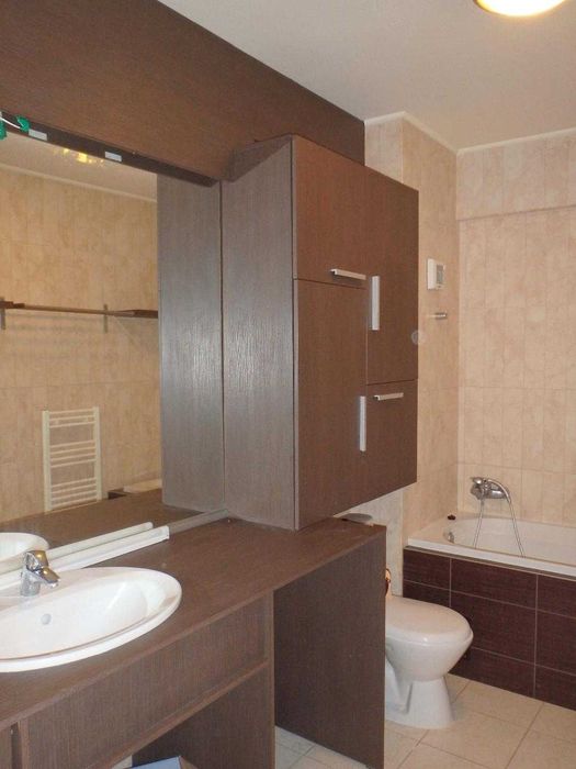 Inchiriez ap.2 camere