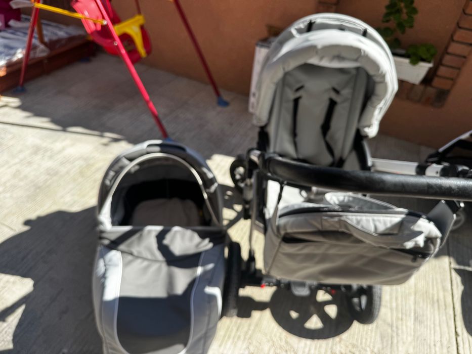 Бебешка количка vogue eco silver NIO