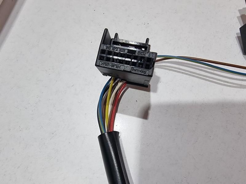 Oglinda stanga Audi A4 8K2, B8 8K2857409AF culoare alba - ly9c Berlina