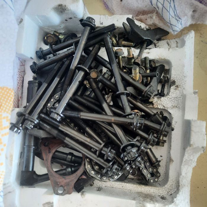 Продаются на двигатель ZD30