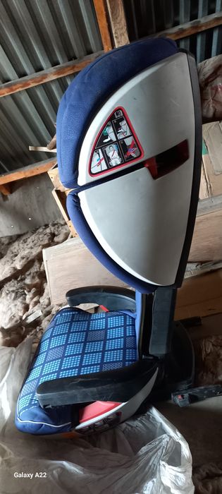 Срочно продам автокресло
