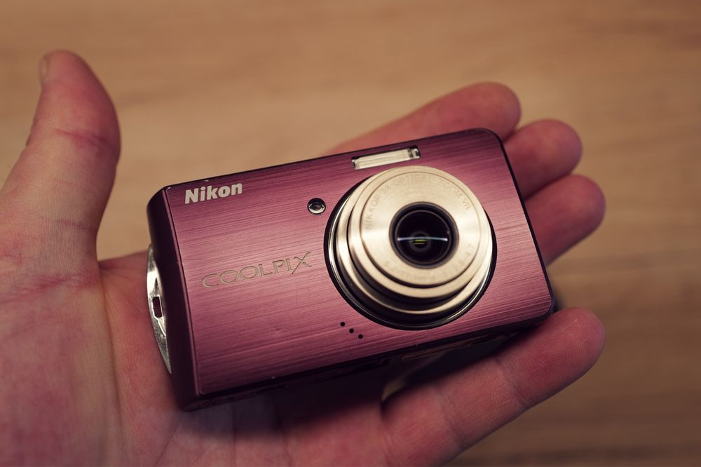 Aparat foto Nikon Coolpix S520 Purple Violet instagram Data Ora ITP
