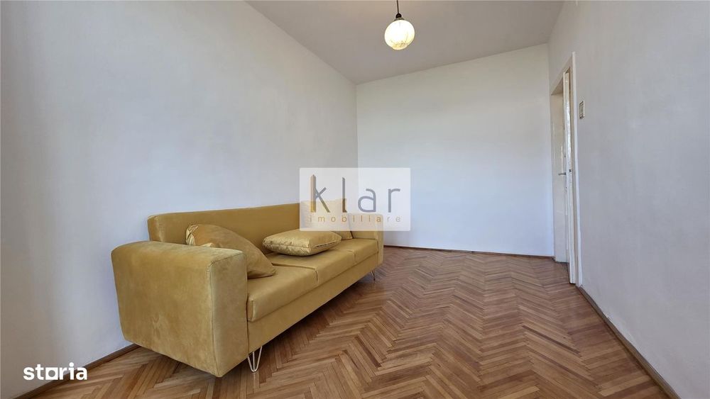Casa  Birou 3 camere, 140mp, D+P+E, zona Andrei Muresanu Sud