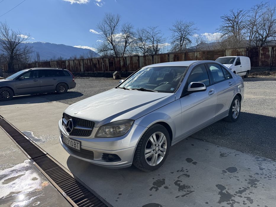 Mercedes C220 CDI 646 МОТОР* АВТОМАТ* LED* гр. Кюстендил Център • OLX.bg