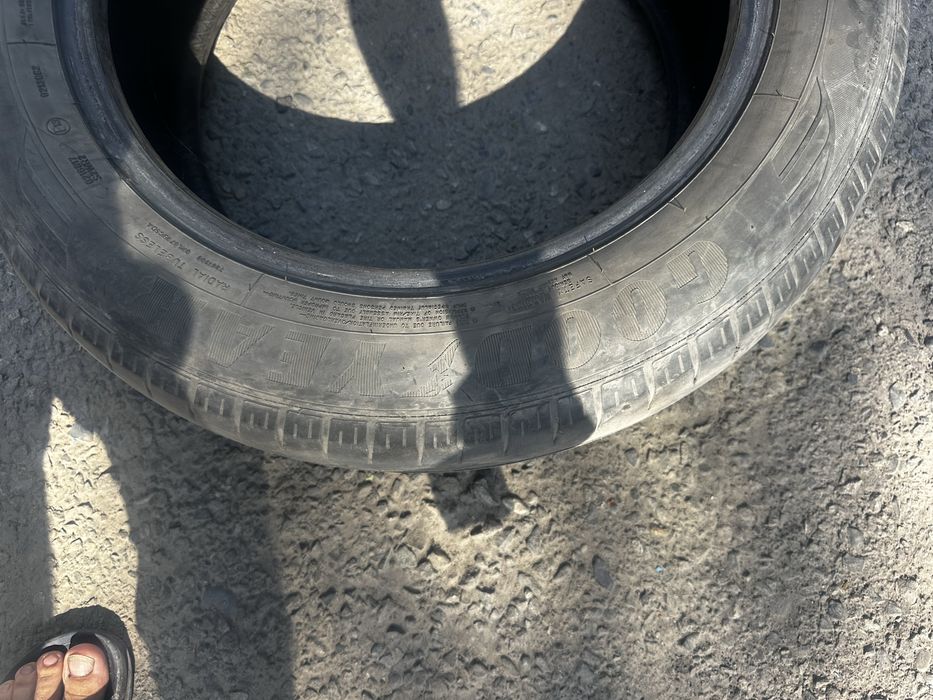 Продам б/у шины лето 215/60 R17