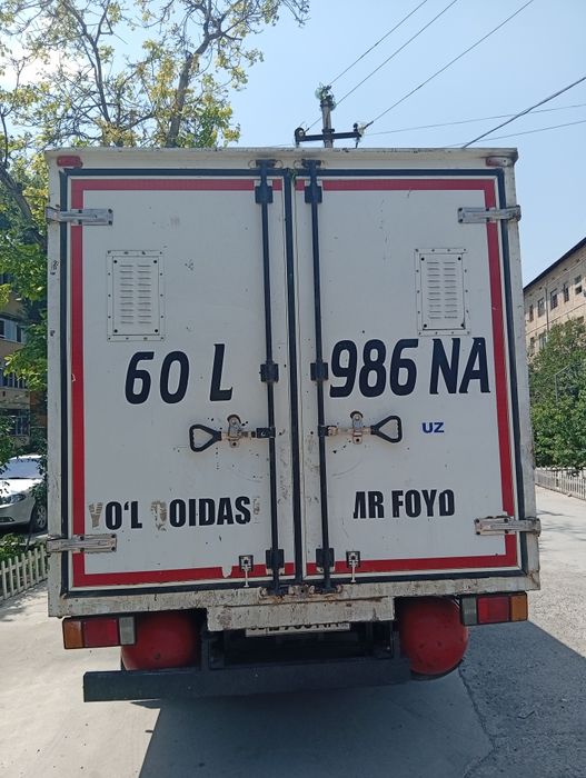 Исузу ок Андижондан